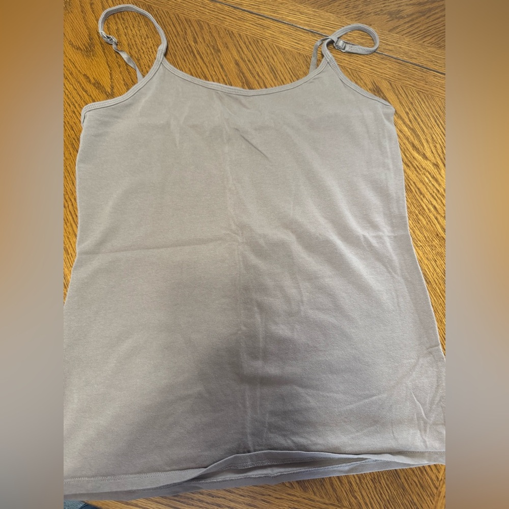 Lot of 9 Tank Tops, size large